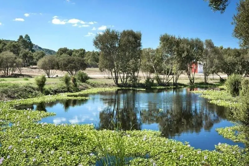Li Neuli Country Club Otel San Pantaleo İtalya