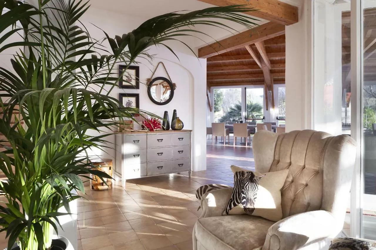 Li Neuli Country Club Hotel San Pantaleo