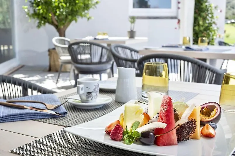 Li Neuli Country Club Hotel San Pantaleo