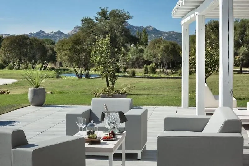 Hotel Li Neuli Country Club San Pantaleo