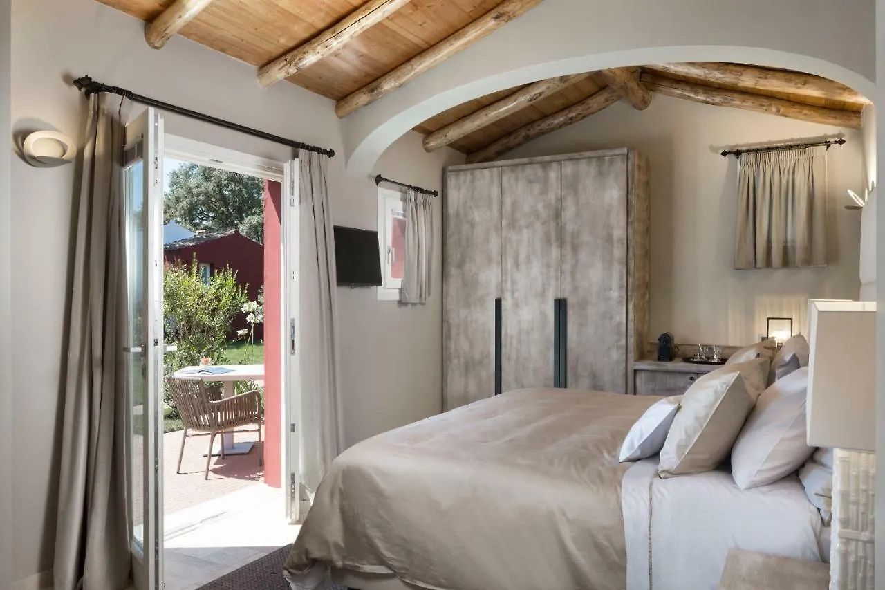 Hotel Li Neuli Country Club San Pantaleo
